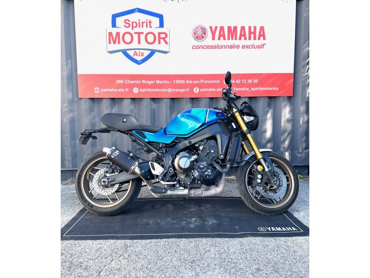 YAMAHA XSR 900